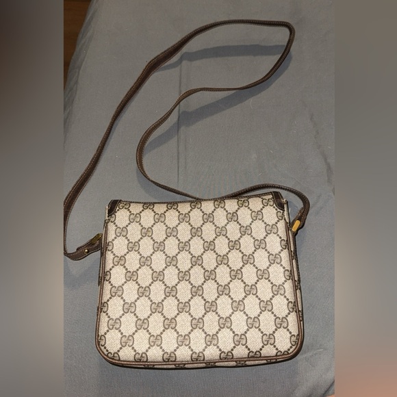 Gucci Crossbody Bag - Picture 10 of 16